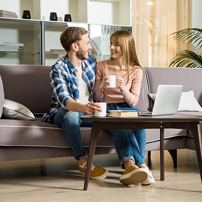 couple satisfait prix de maison